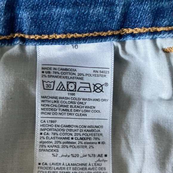 Old Navy Super Skinny Ankle Jeans - Picture 5 of 5